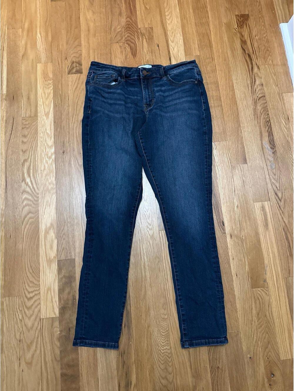 BKE Gabby Skinny Jeans Size 30R